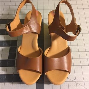 Korks brown sandals size 7